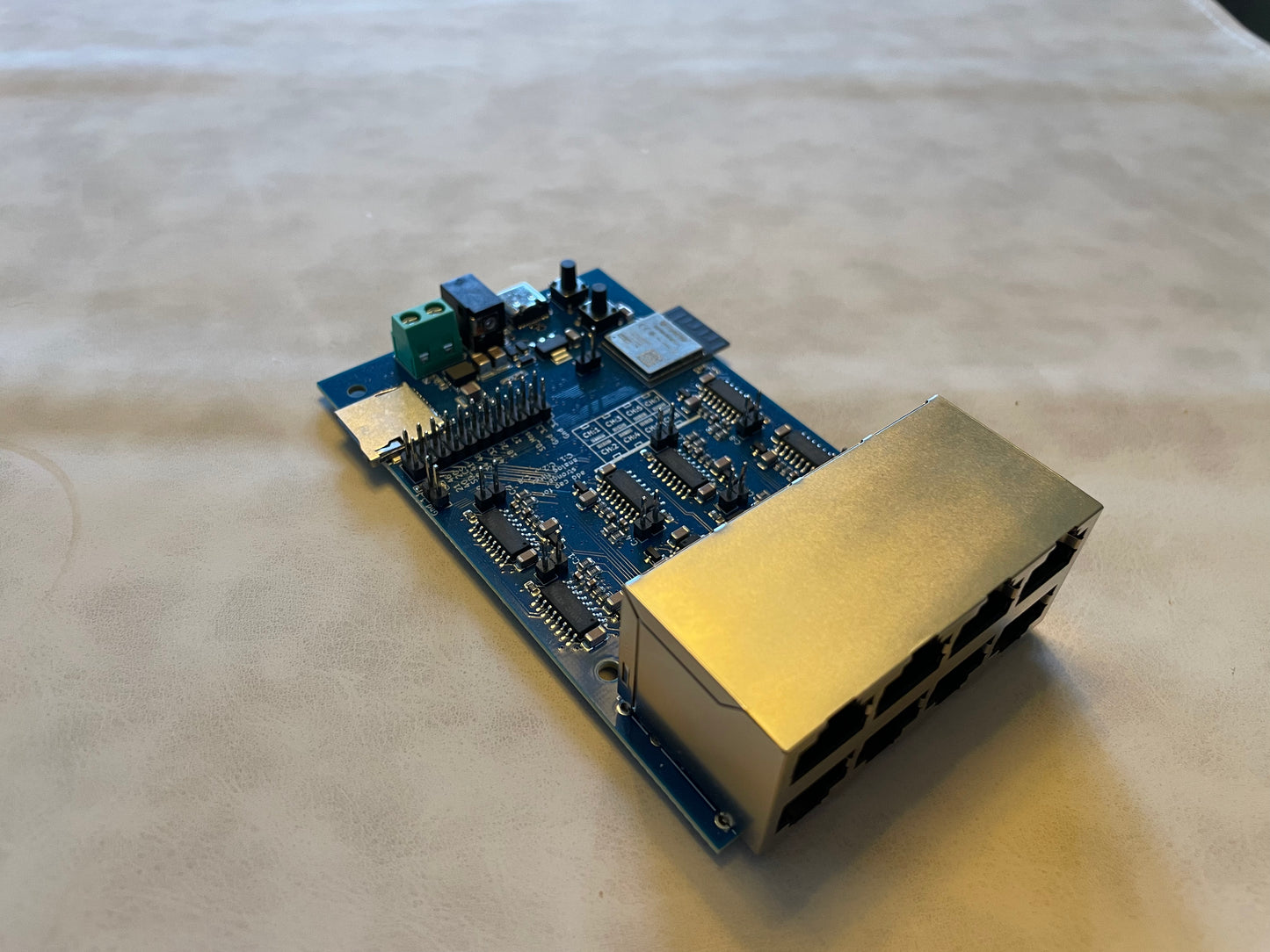 8 Channel Load cell and Strain Gauge DAQ