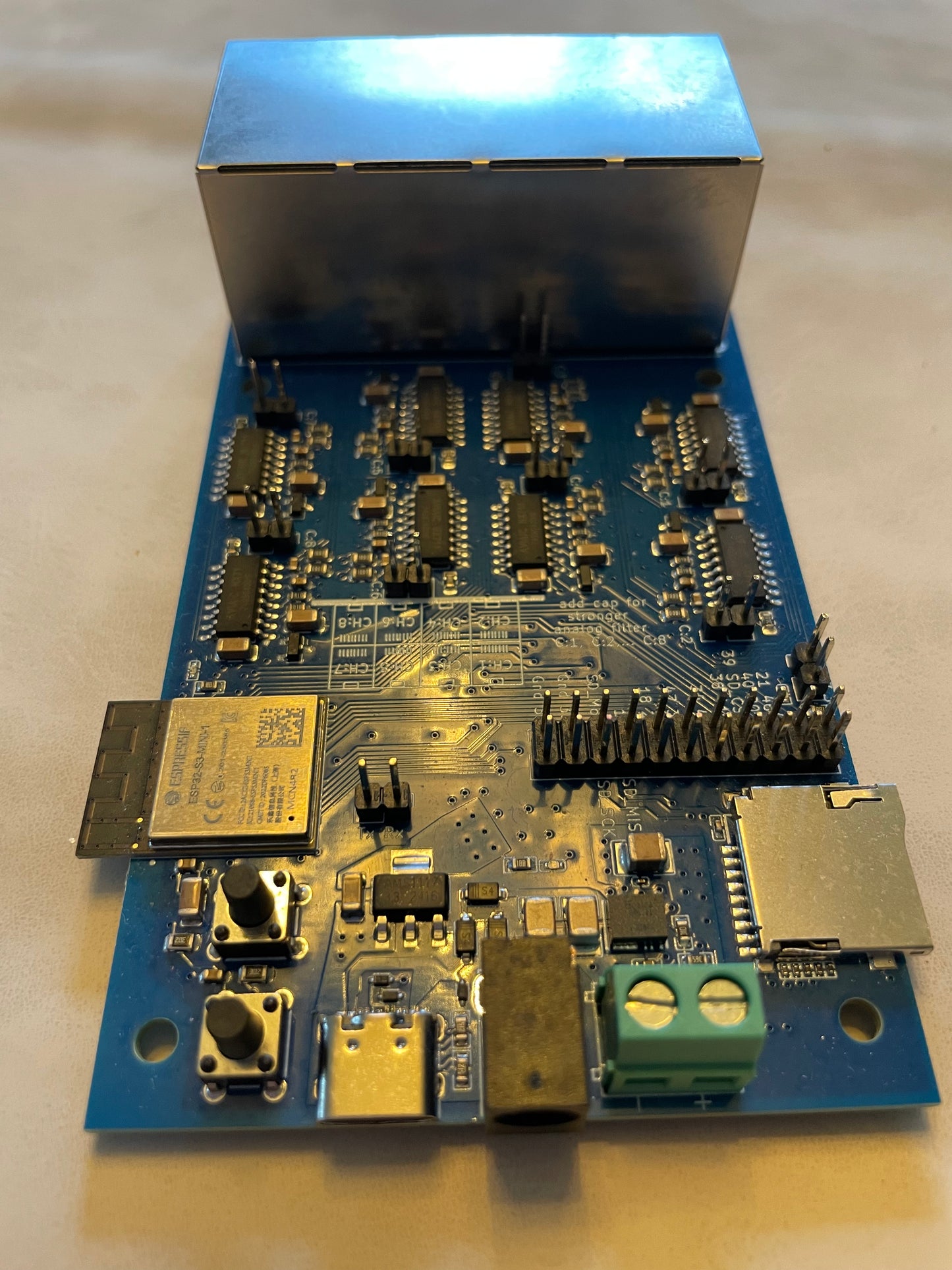 8 Channel Load cell and Strain Gauge DAQ